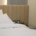 Elite Hotel