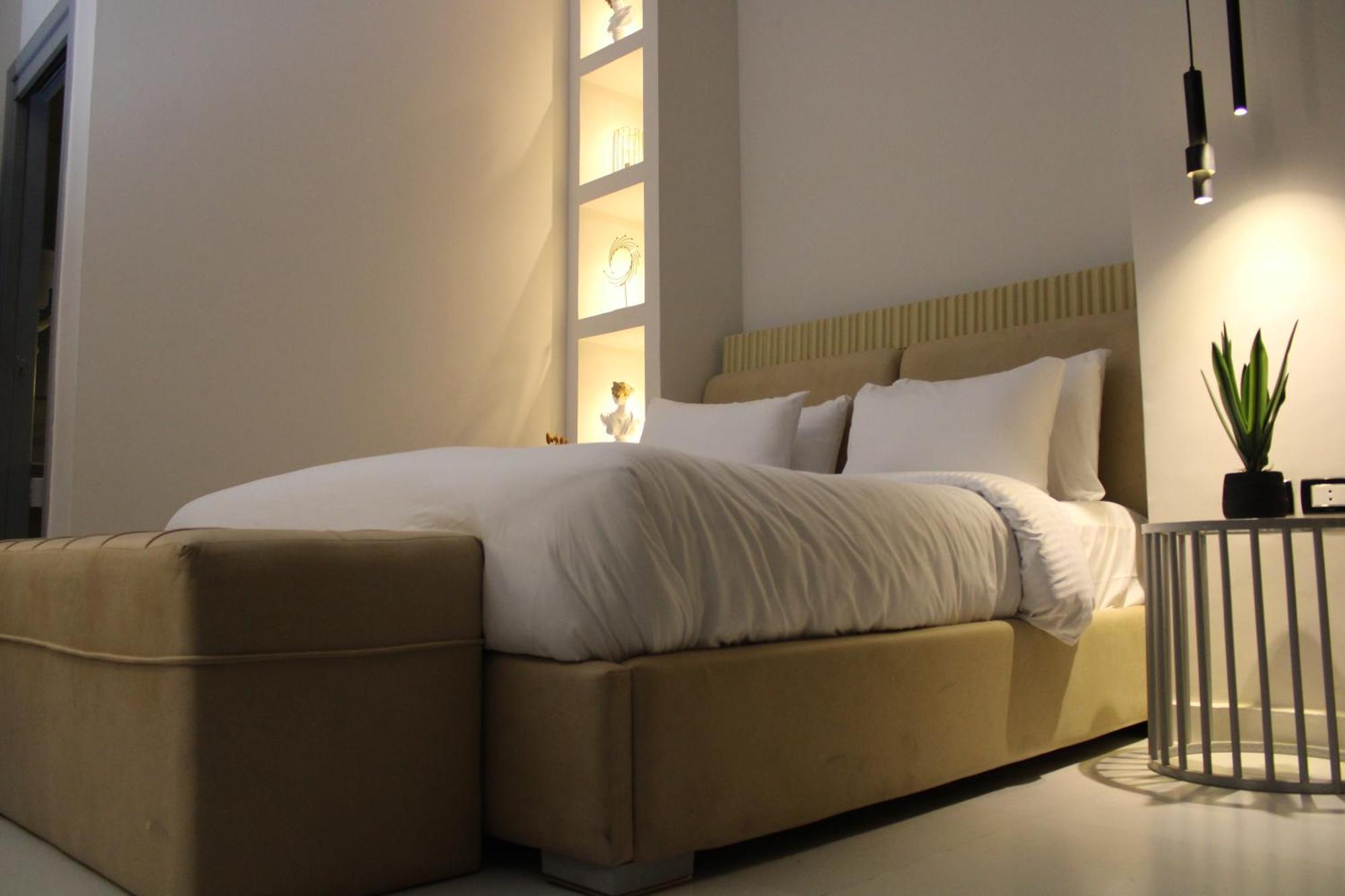 Elite Hotel *