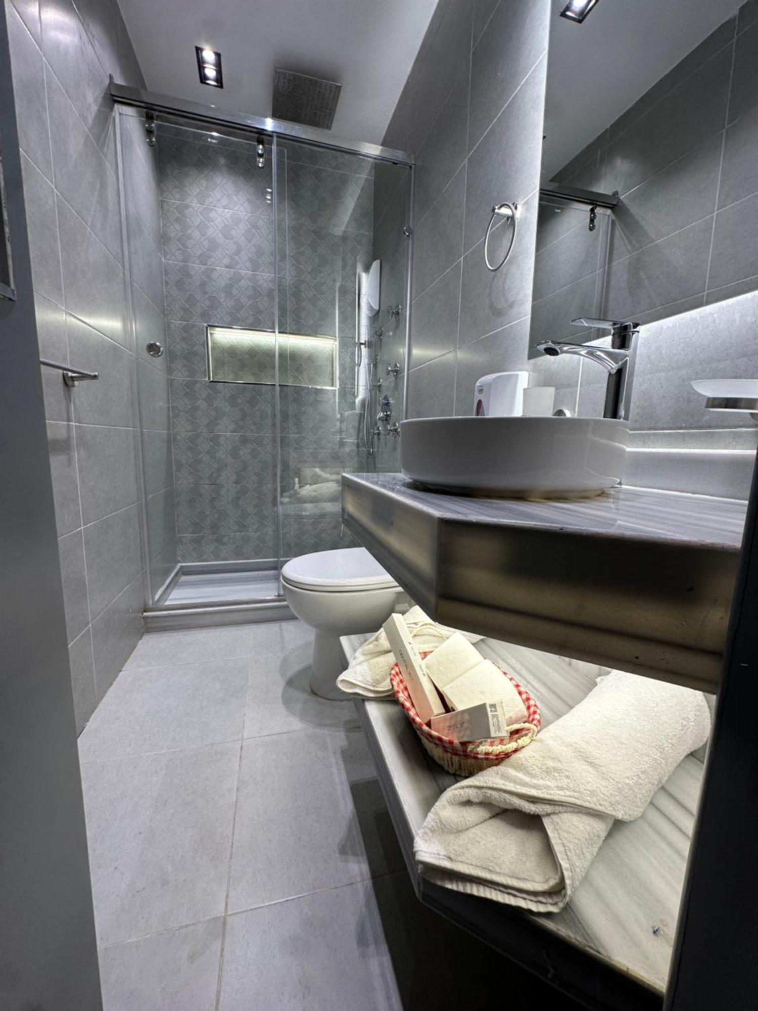 Elite Hotel